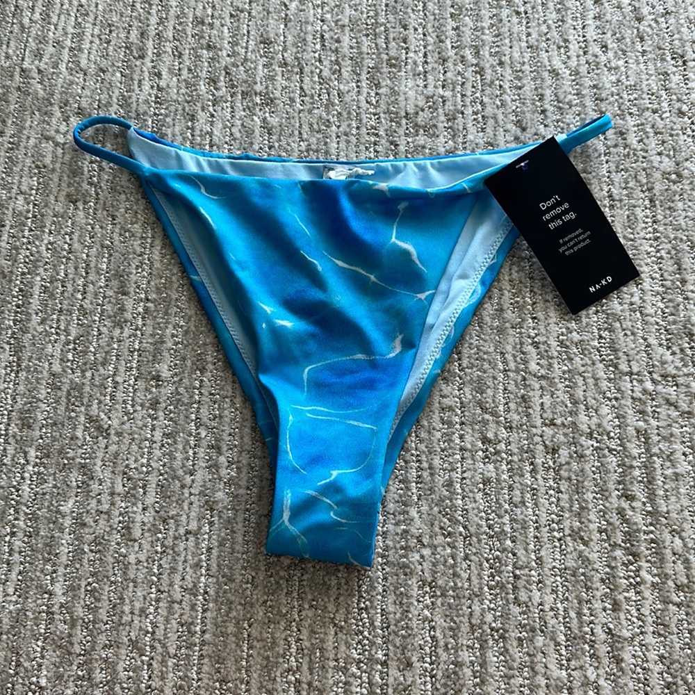 NA-KD pool print thin strap bikini bottom